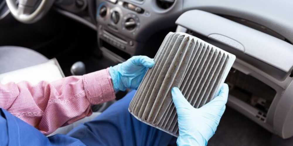 علائم کثیف شدن یا خرابی فیلتر کابین