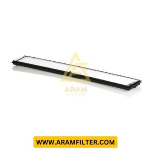 * **نوع فیلتر:** فیلتر کابین (هوای داخل خودرو) * **کد فنی:** Mann CU6724 * **ویژگیها:** ساختهشده از الیاف چندلایه با قدرت جذب بالا برای حذف گردوغبار و ذرات آلاینده * **عملکرد:** تصفیه هوای ورودی به کابین و جلوگیری از ورود آلودگی، گرده و ذرات معلق * **کاربرد:** مناسب برای خودروهای سواری با سیستم تهویه مطبوع * **مزایا:** بهبود کیفیت هوای داخل خودرو، جلوگیری از حساسیتهای تنفسی، افزایش عمر سیستم تهویه و ایجاد فضای سالم برای سرنشینان.